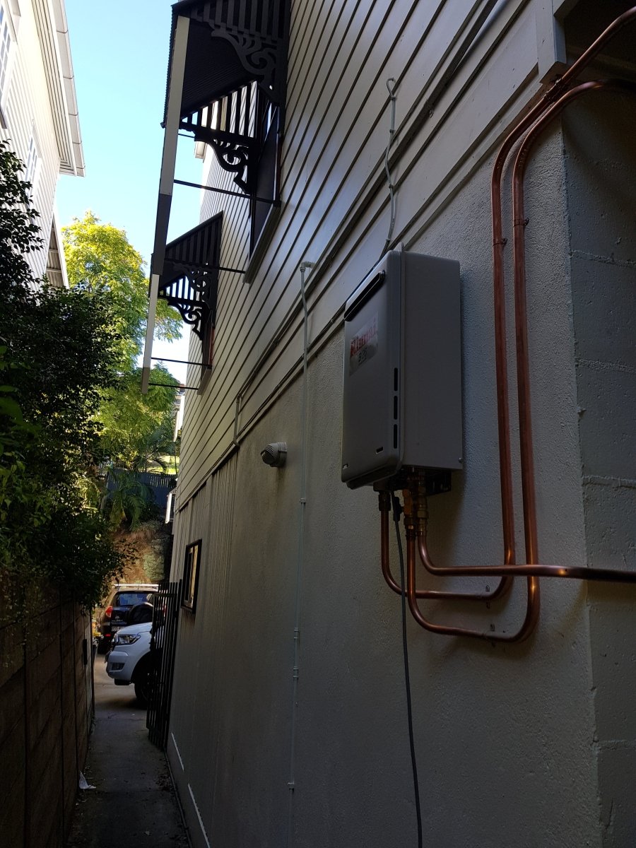 What Size Instant Gas Hot Water System Do I Need?